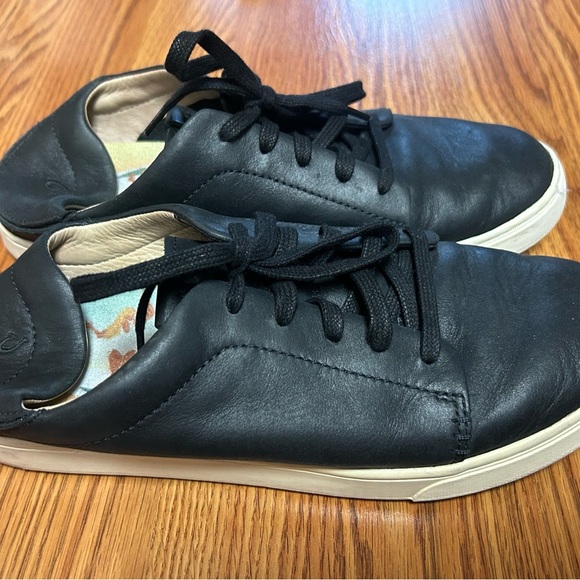 OluKai Black Leather Sneaker Size 10 - Picture 5 of 7